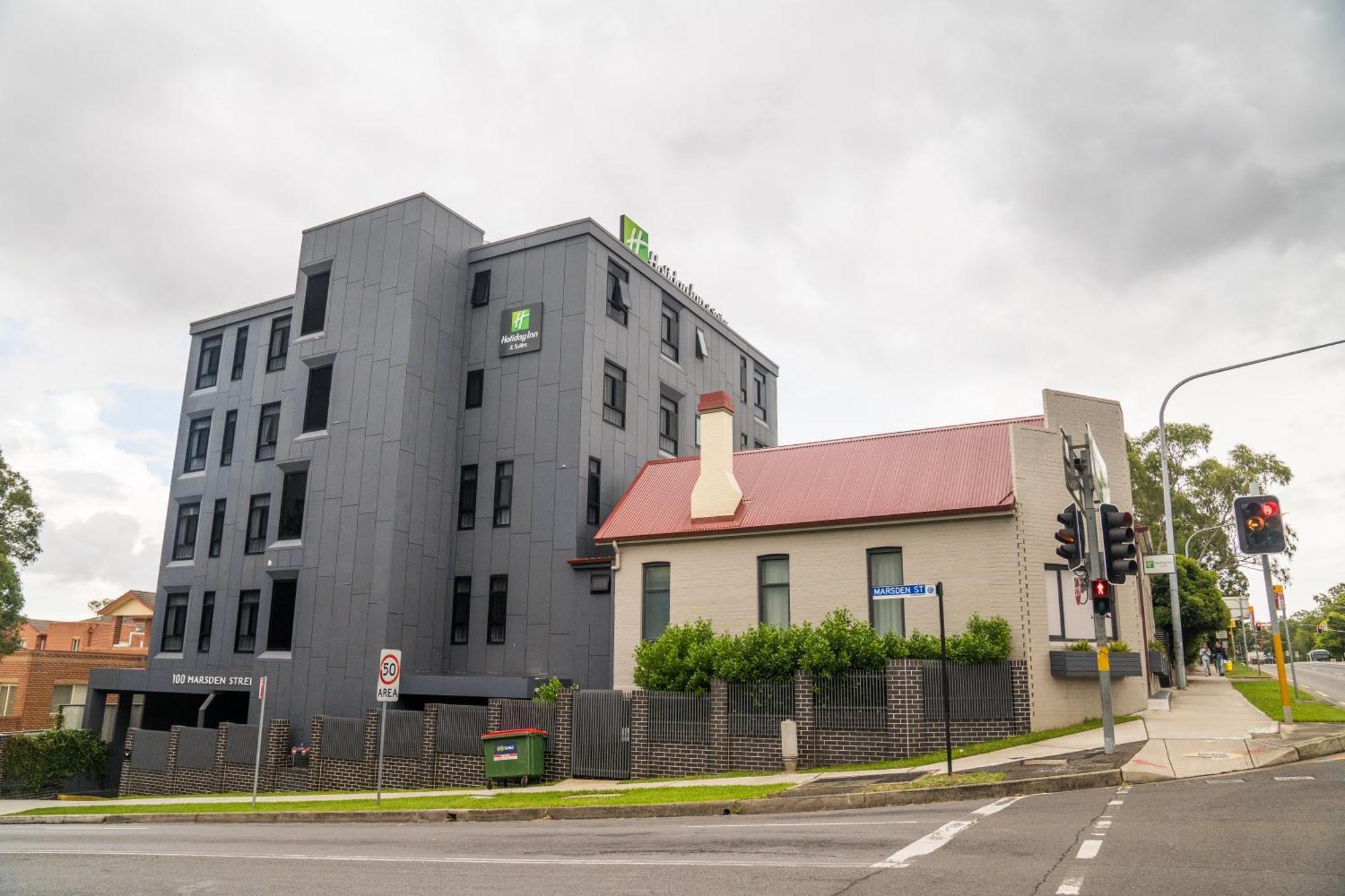 Holiday Inn & Suites - Parramatta Marsden Street, An Ihg Hotel Sydney Exterior photo